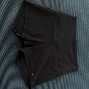 Lululemon Align Shorts 4” inseam, size 6